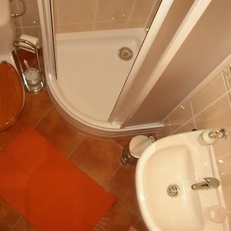 A Restaurace Vyhlidka 3* Karlštejn