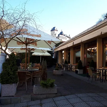 Penzion A Restaurace Vyhlídka Karlštejn