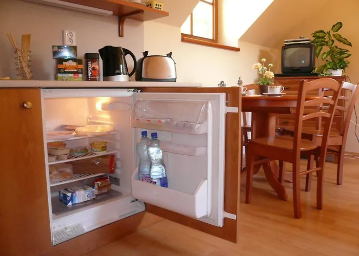 A Restaurace Vyhlídka Karlštejn